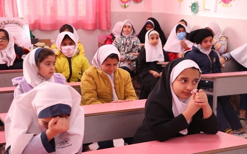 ۲۳ دانش‌آموز شهید غایب کلاس‌های درس امروز