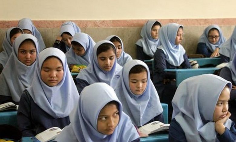 دختران دانش آموز افغانستانی