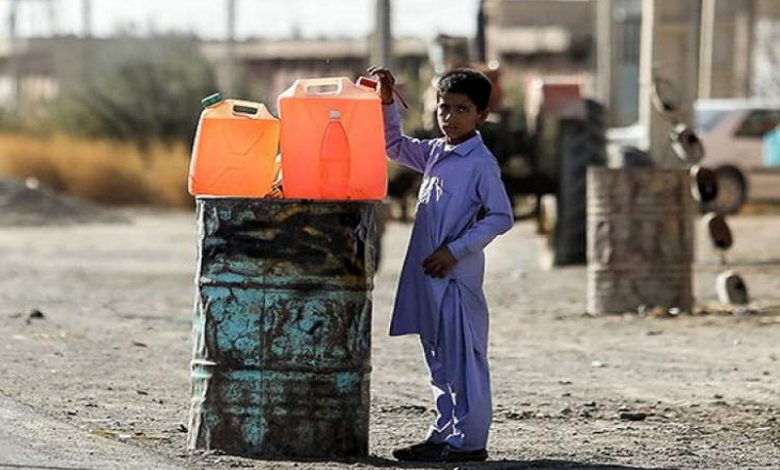 فیلمی گریه دار از کودکان سیستان و بلوچستان/ اینها کی به مدرسه نمیروند؟